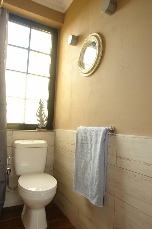 "Green Apartment" Close To Port & Center - Parking Patras Luaran gambar