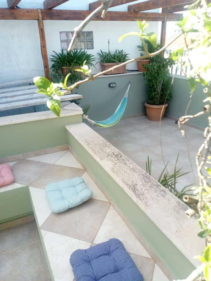 "Green Apartment" Close To Port & Center - Parking Patras Luaran gambar